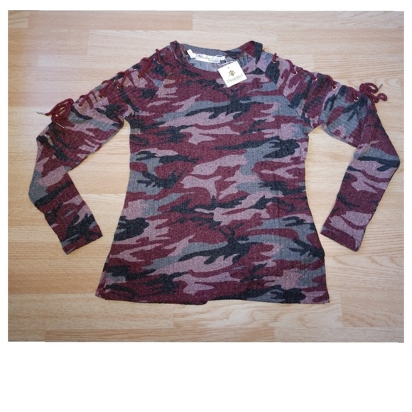 Burgundy Camouflage Long Sleeve • - Picture 5 of 8